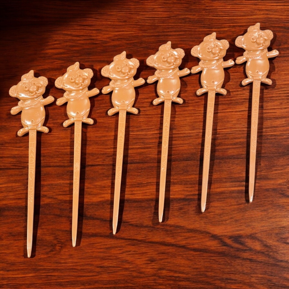 Polynesian Drink Stirrers - Brown